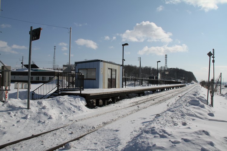 西御料駅