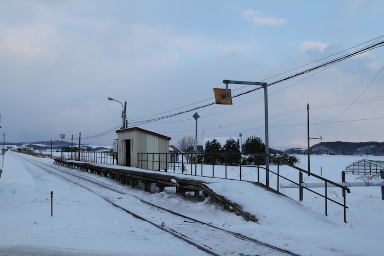 西聖和駅