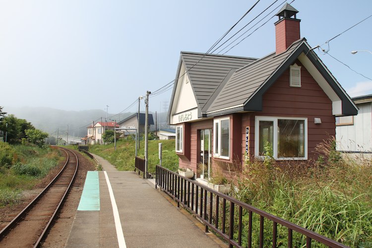 東町駅