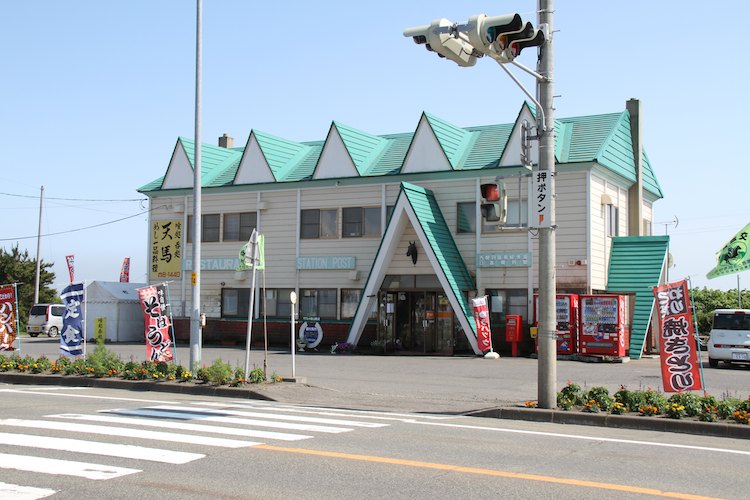 日高幌別駅