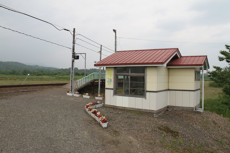 知来乙駅