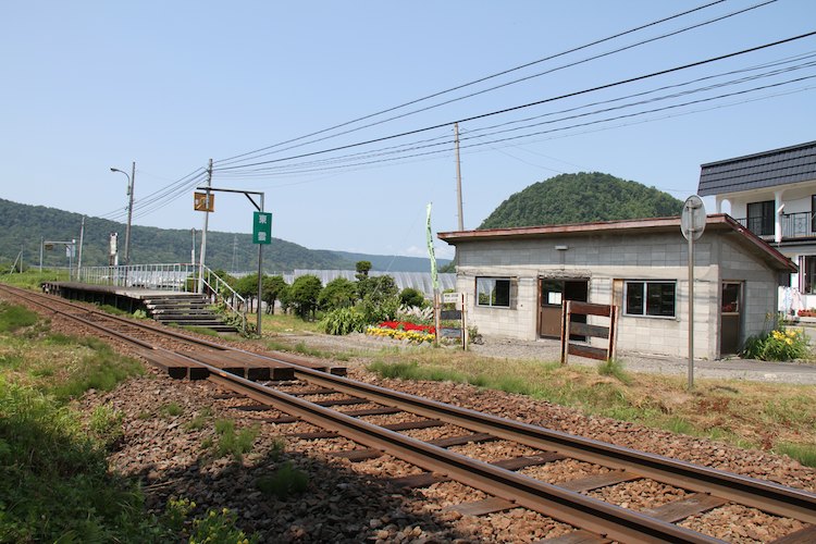 東雲駅
